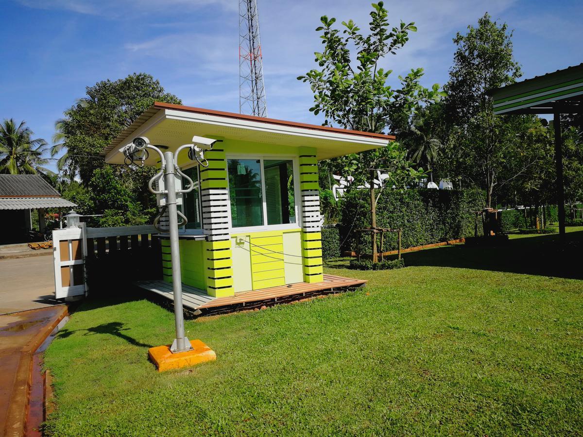 Aranya Resort Chumphon Exteriör bild