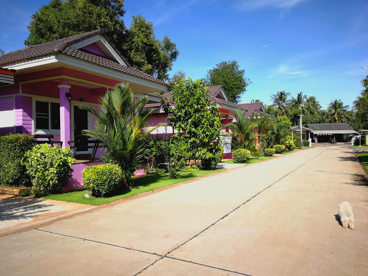 Aranya Resort Chumphon Exteriör bild